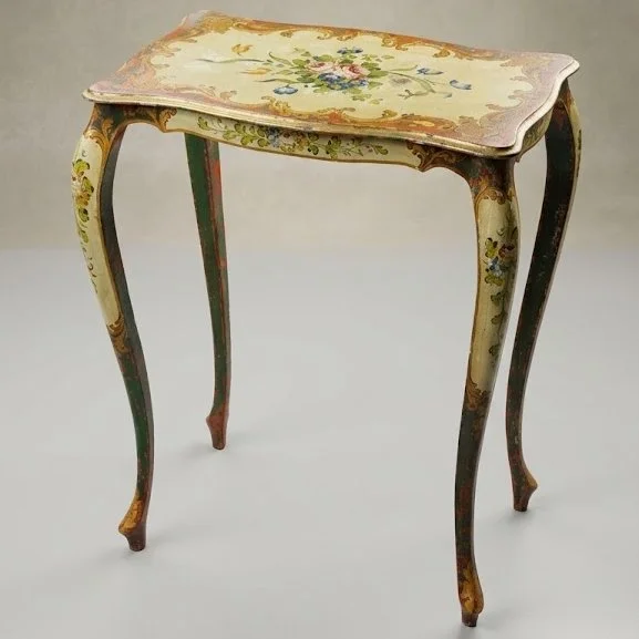 Italialainen rokokoopöytä