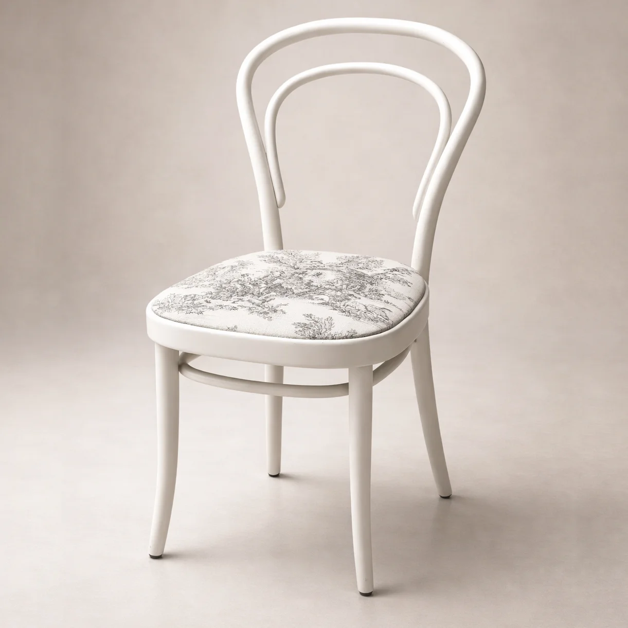 Klassinen wieniläistuoli